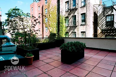 Rented by Sidewalk Realty LLC