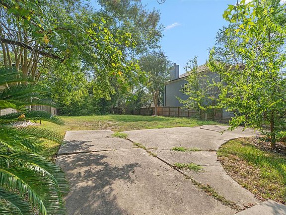 5th image of 5517 Newcastle St