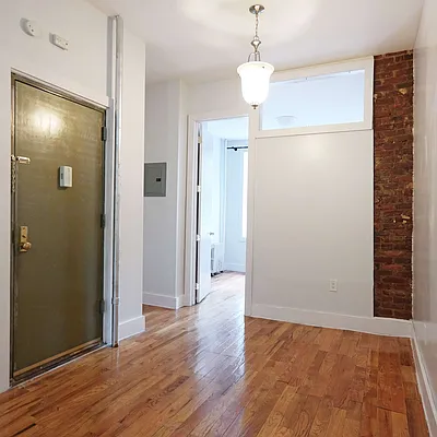 Rented by Nooklyn NYC LLC | media 16