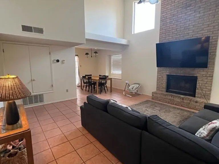 3431 Shenandoah Pl — Photo 4