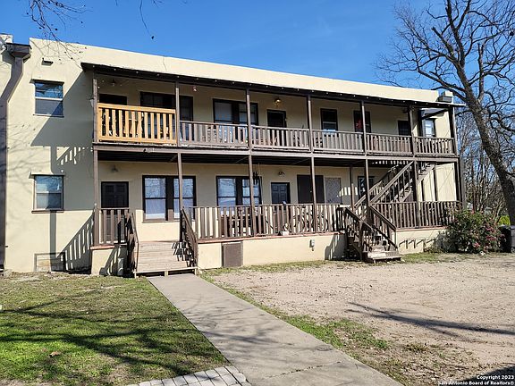 4th image of 810 W CRAIG PL
