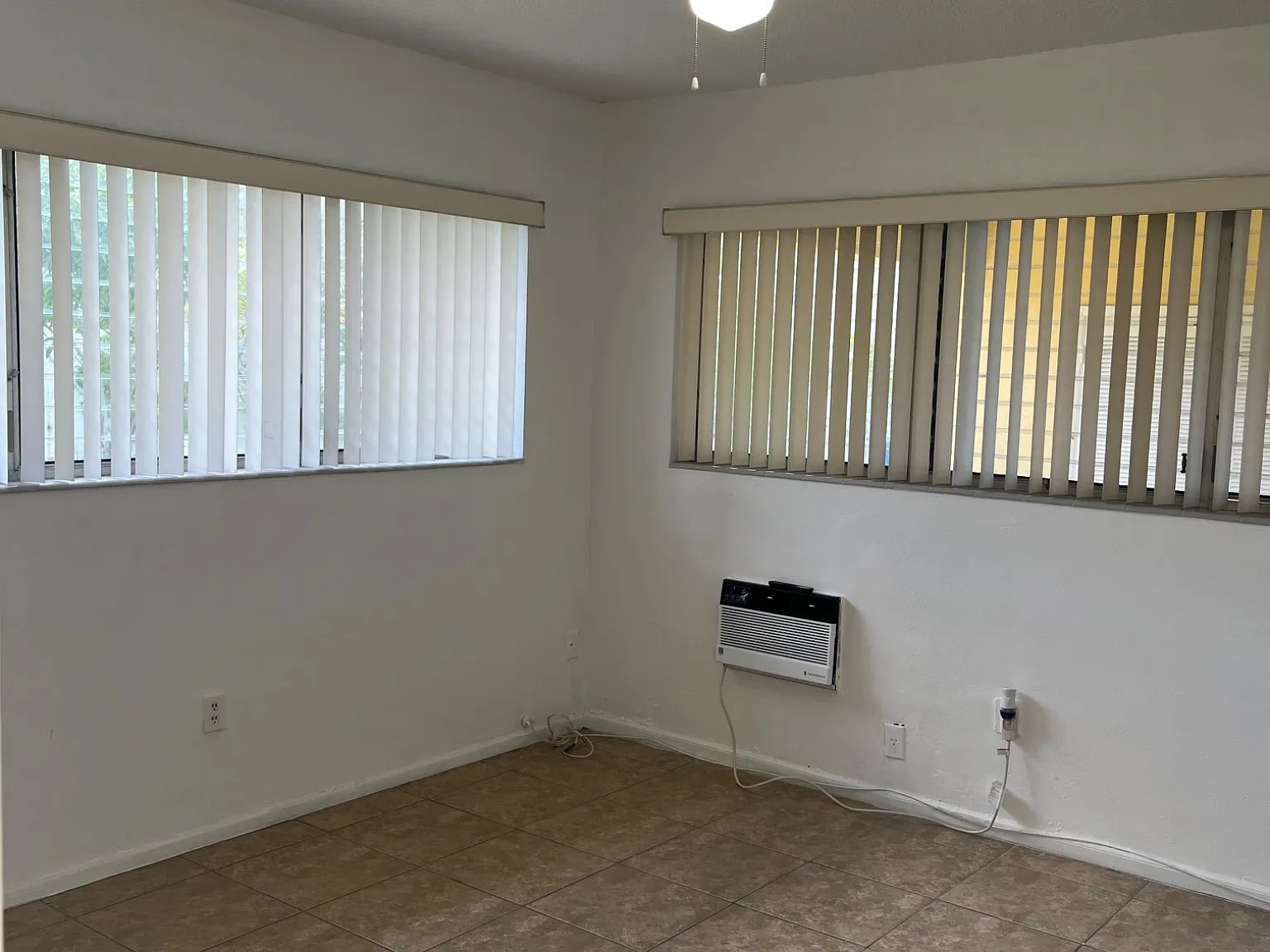 2 bed, 1000 sqft, $2,500 — Photo 4