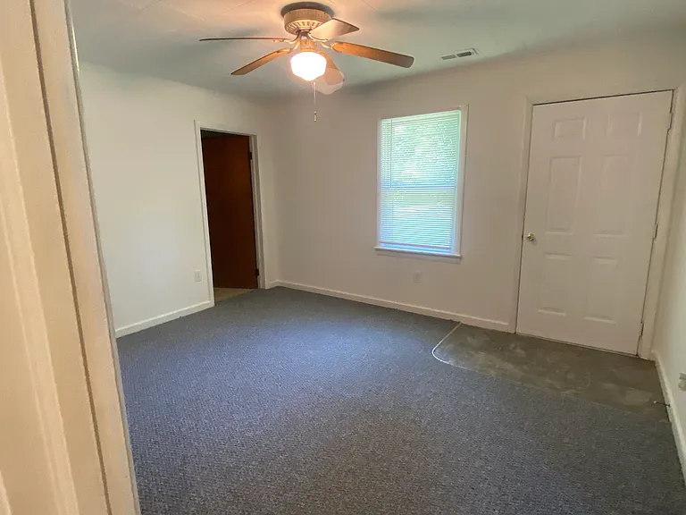 2209 Main Street Ext — Photo 5