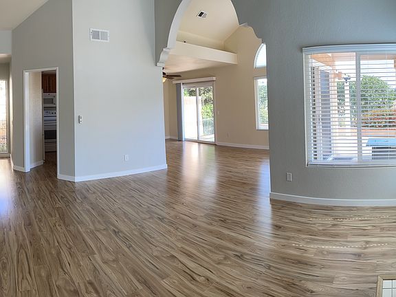 2nd image of 1717 Cypress Point Gln