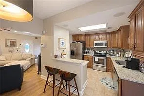 2 bed, 2.5 bath, 1160 sqft, $2,250 — Photo 2