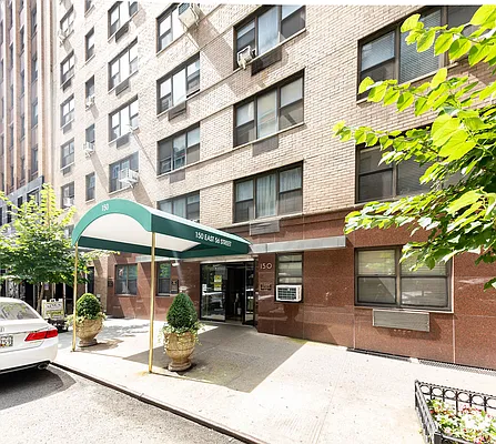 Sold by Lovett Realty, Inc. | media 11