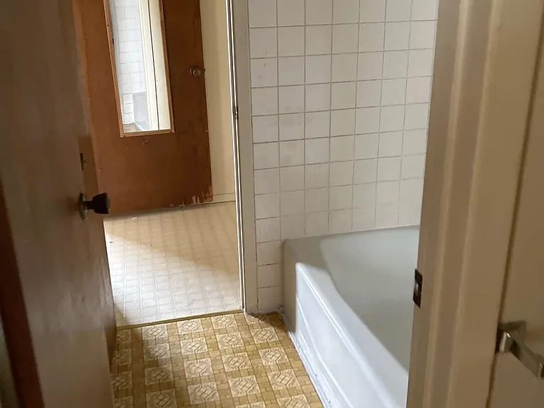 57 W Elmwood Dr #A — Photo 21