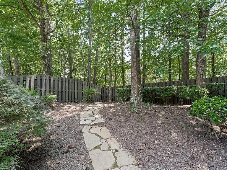 7508 Portbury Park Ln — Photo 19