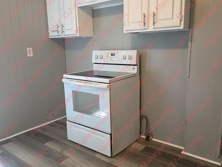 1359-1361 Jordan Ave — Photo 6