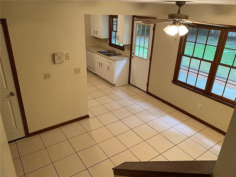 475 Radio Ct — Photo 5