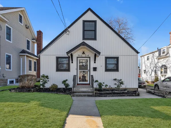 54 Peterson Place, Lynbrook, NY 11563