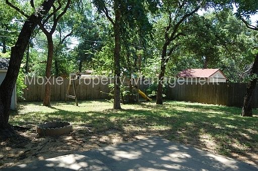 2nd image of 53 Coffee Tavern Rd