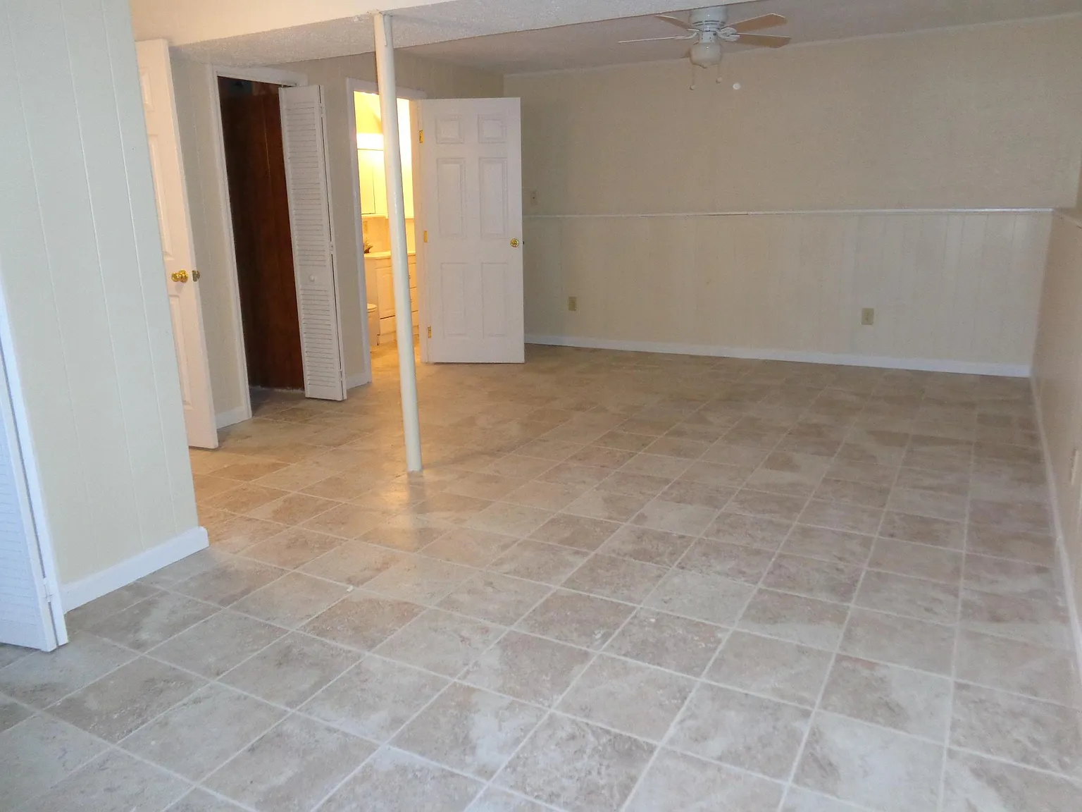 4 bed, 1800 sqft, $2,300 — Photo 3