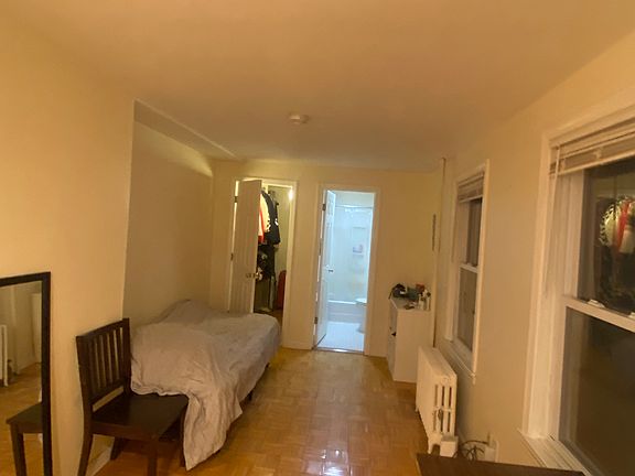 3rd image of 20 Phillips St APT 2