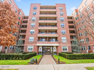 20 Church St APT B56, Greenwich, CT, 06830