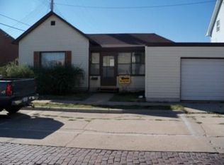 117 W 8th St, York, NE 68467