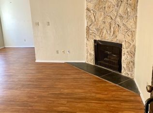 7035 Jordan Ave APT 3, Canoga Park, CA 91303