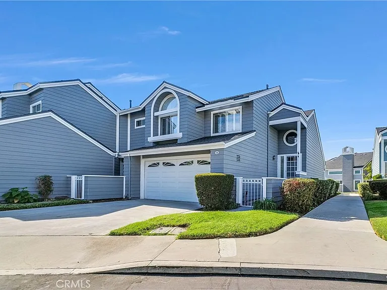 64 Willowood — Photo 1