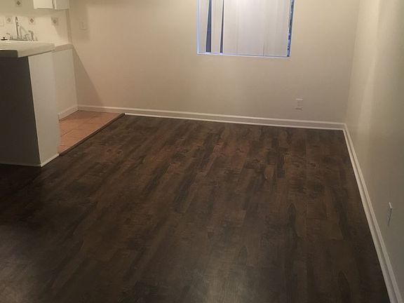 3rd image of 13916 Cerise Ave APT 5