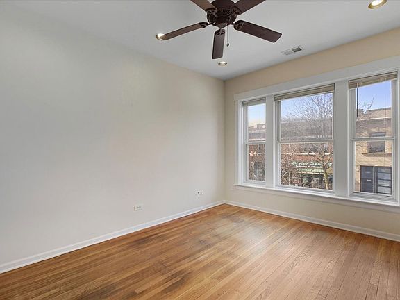 2nd image of 4641 N Rockwell St #2F