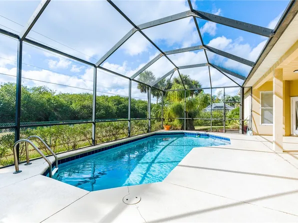 3185 73rd Pl, Vero Beach, FL 32967