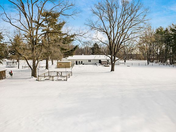 5th image of 7801 Harlem Rd