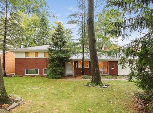 16253 Southampton St, Livonia, MI 48154