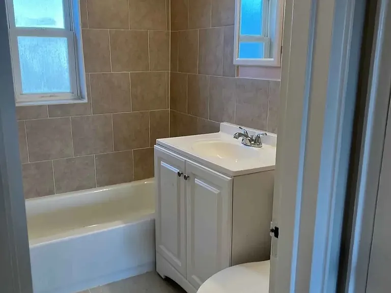 30B Garfield Park #B — Photo 11