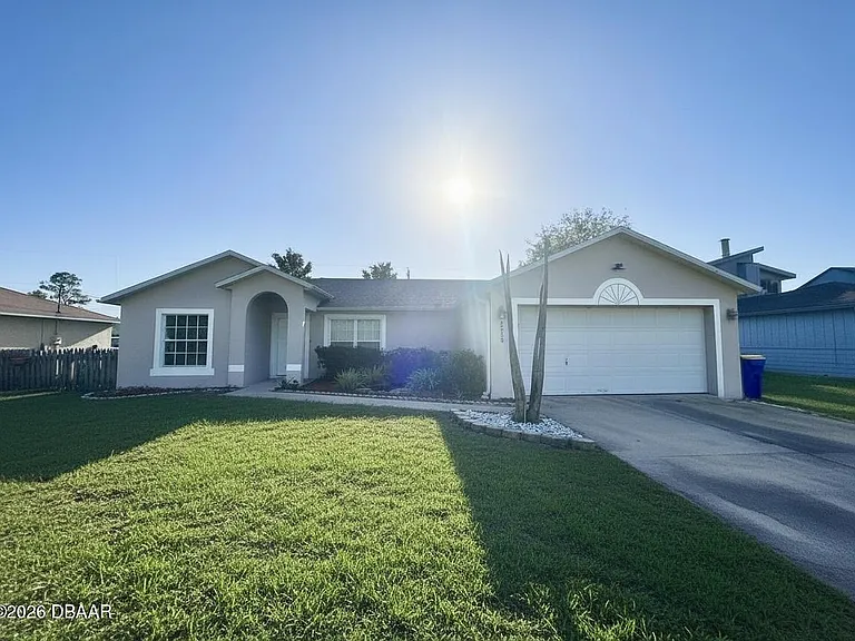 2515 Fern Palm Dr — Photo 1