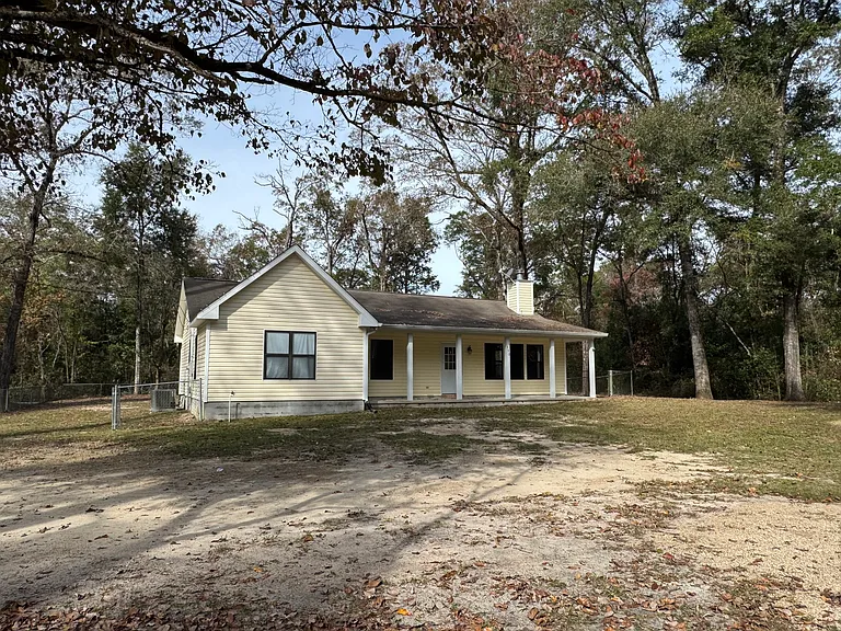 110 Ridgewood Dr — Photo 3