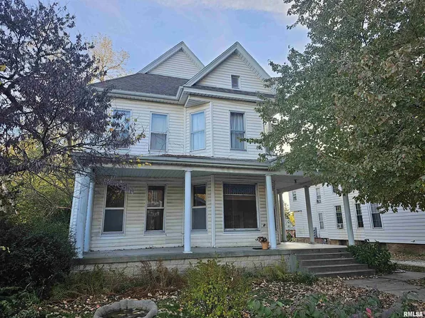 517 W College Ave, Jacksonville, IL 62650