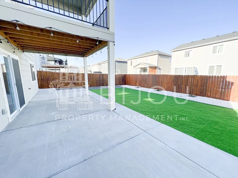 4908 Wolf Moon Dr — Photo 30