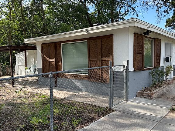 2nd image of 931 Childs Ave