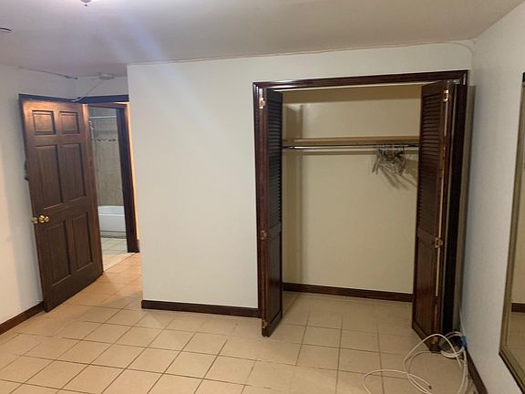 5th image of 955 E 215th St #1