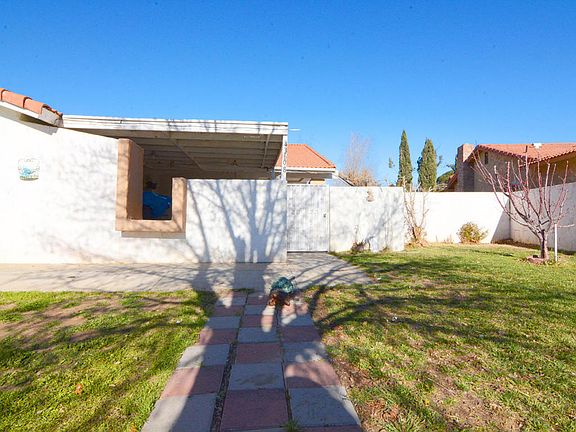 2nd image of 43608 Picaso St