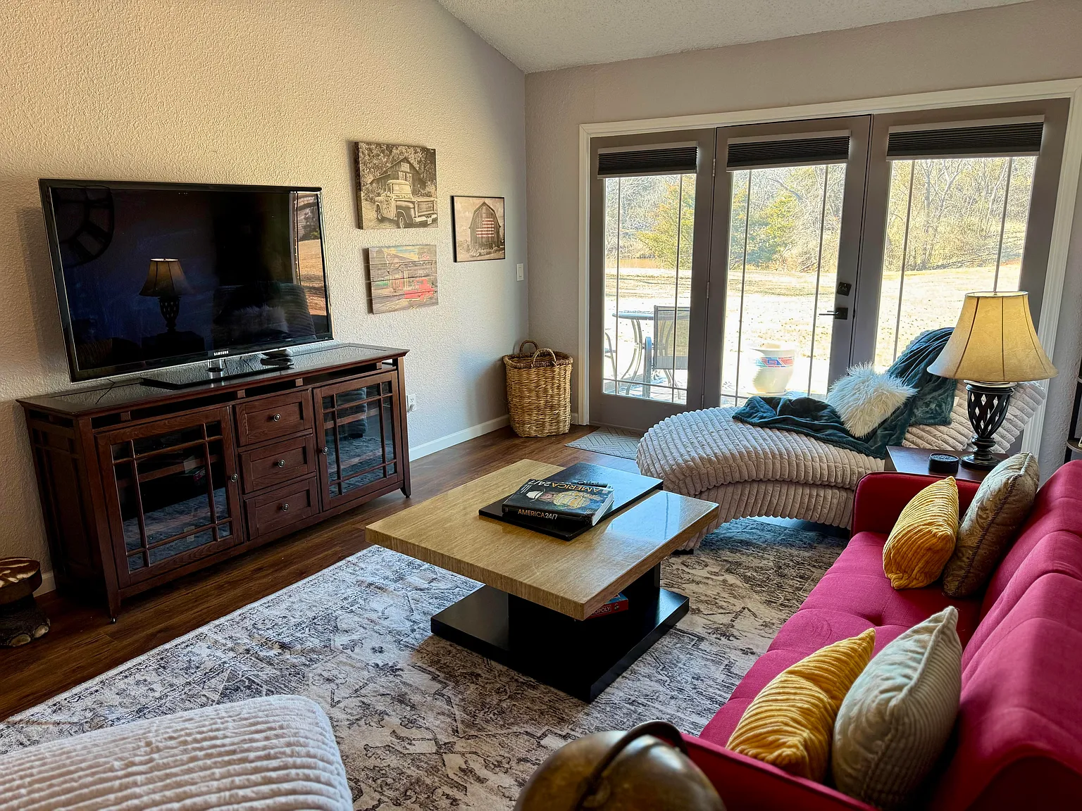 2 bed, 1254 sqft, $1,950 — Photo 2