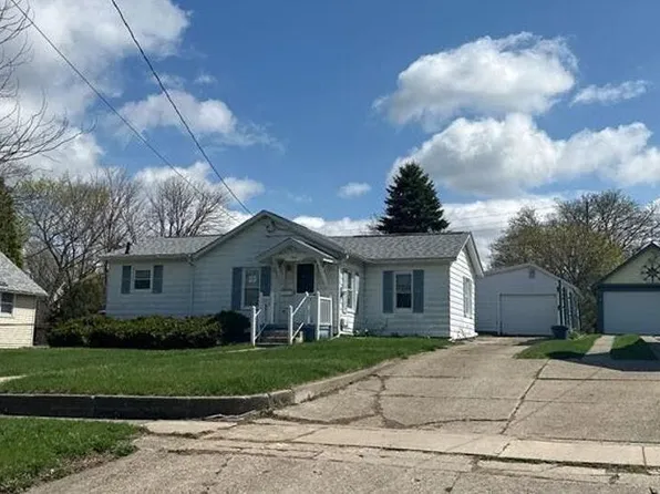 723 Hoch Ave, Adrian, MI 49221