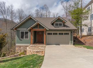 22 Old Bridge Cir, Fairview, NC 28730
