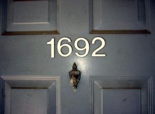 1692 E Swan Cir, Saint Louis, MO 63144