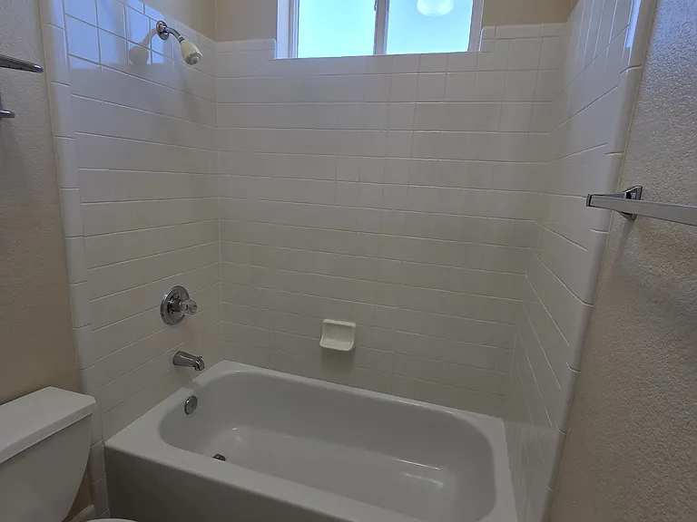 1406 Yukon St — Photo 37