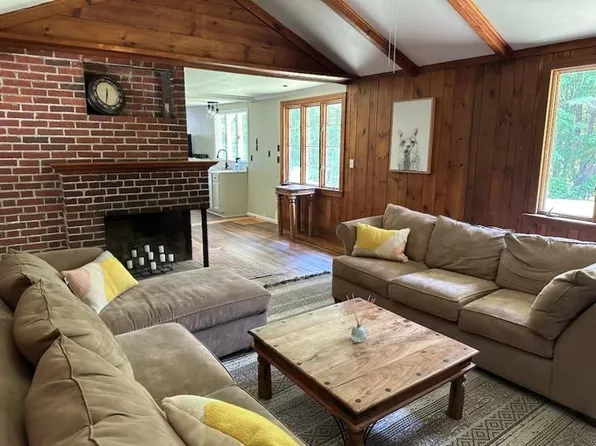 332 Harrison Rd, Naples, ME 04055