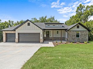 2141 Hopkins Ln, Pea Ridge, AR 72751