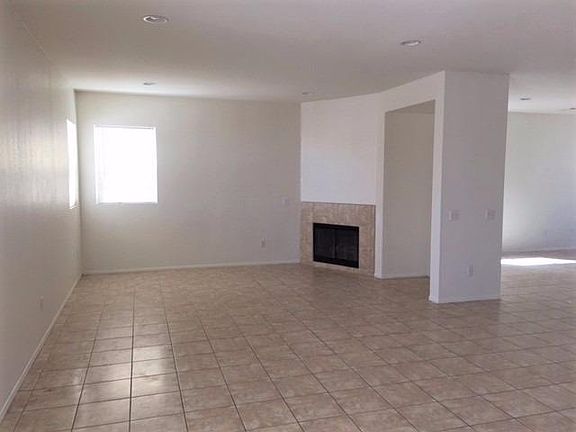 4th image of 9557 Peridot Ave