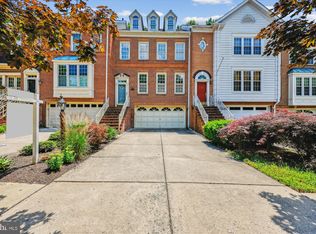 9938 Foxborough Cir, Rockville, MD 20850