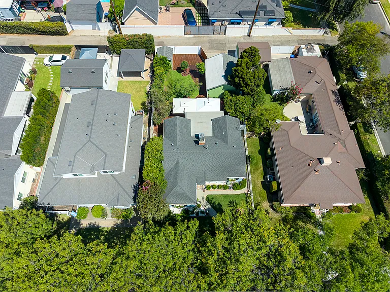 1505 W Clark Ave — Photo 53