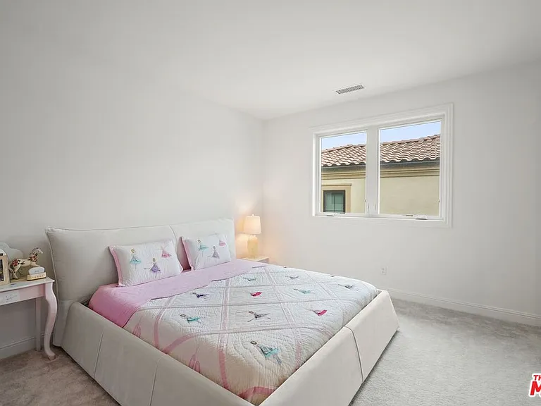 20244 W Albion Way — Photo 31
