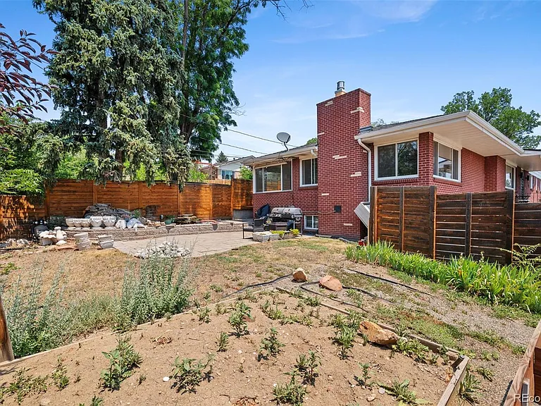 5701 W 49th Ave — Photo 38