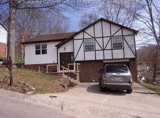 5010 Tipperary St, Cross Lanes, WV 25313