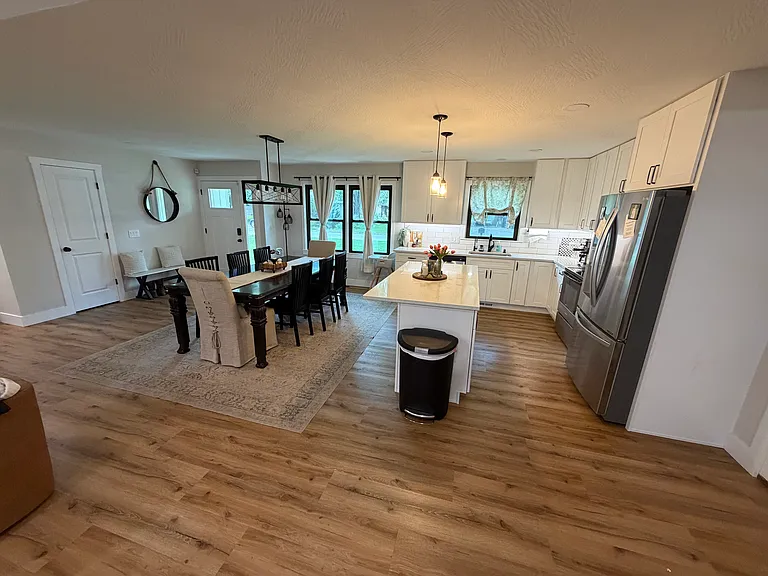 2558 W Village Ln — Photo 11