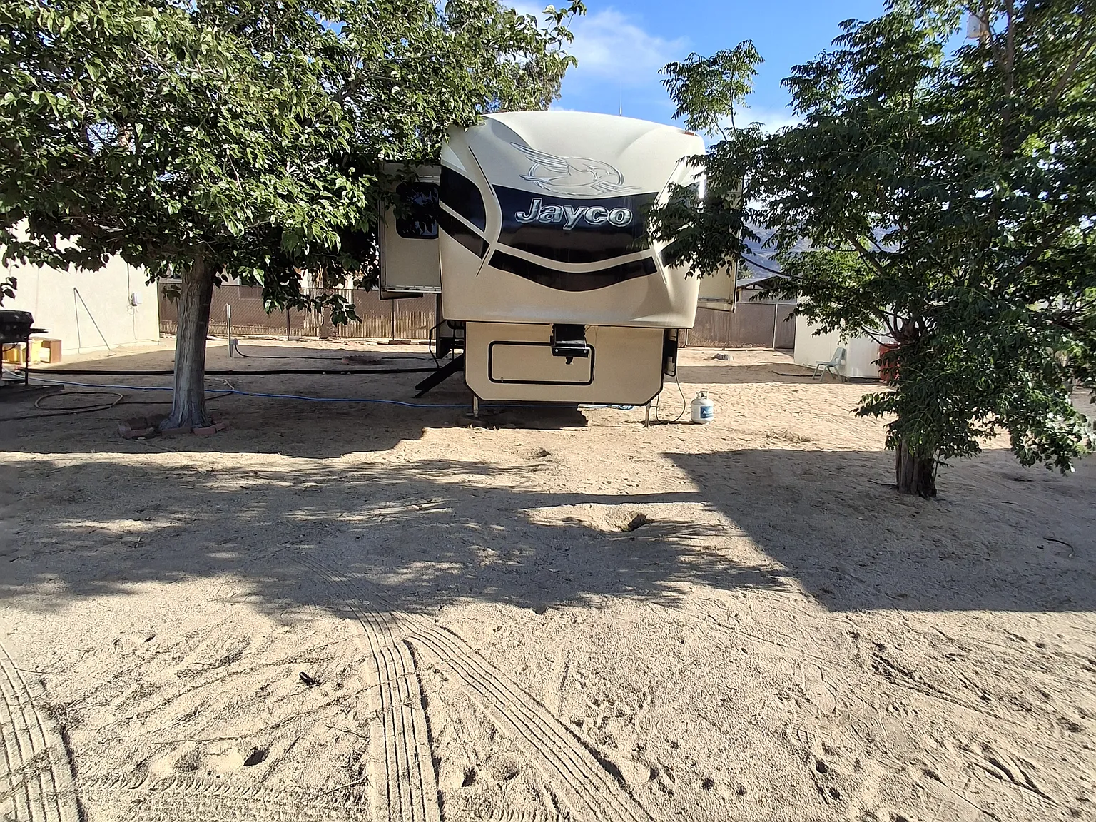 3 bed, 1455 sqft, $2,395 — Photo 4